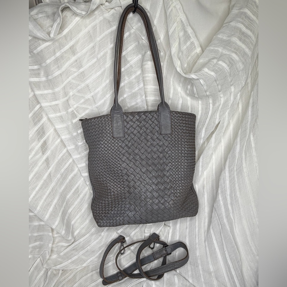 Genuine Woven Leather Tote Made in India w/detachable adjustable Crossbody Strap